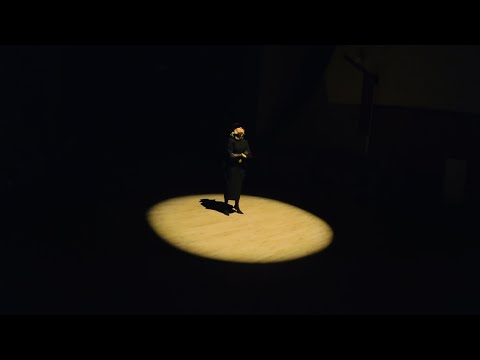 TRUTHALIDADE - Ana Schurmann