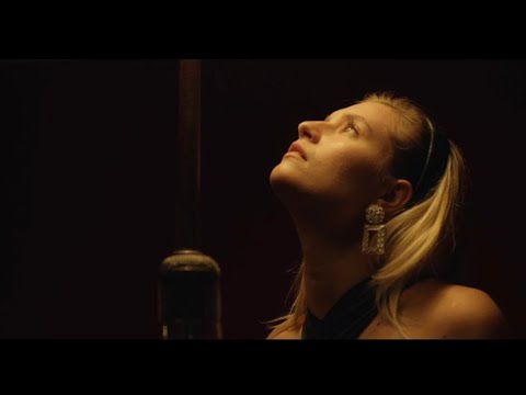 ROOM (Hear Me Now) - Ana Schurmann,  Official Music video